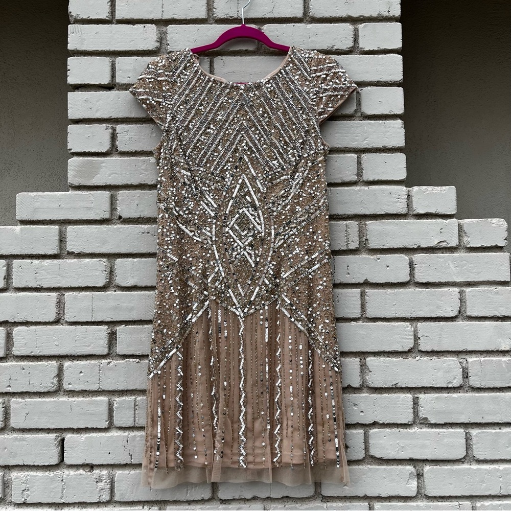 Adrianna Papell Beaded & Sequined Knee Length Gown in Gold and Silver - Size 8